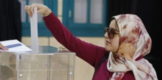 palace-party-wins-morocco-vote,-islamists-return-to-opposition  