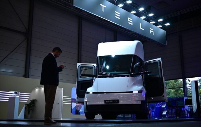 tesla’s-big-electric-truck-faces-an-even-bigger-infrastructure-challenge