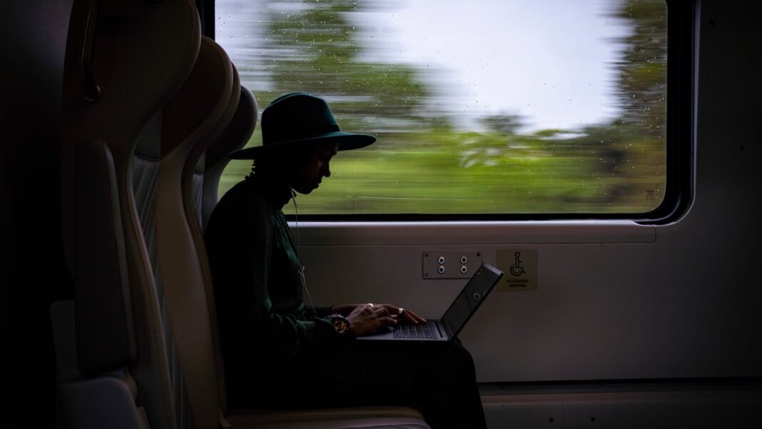 brightline-shows-people-want-more-trains.-but-who-will-pay-for-them? brightline-shows-people-want-more-trains.-but-who-will-pay-for-them?
