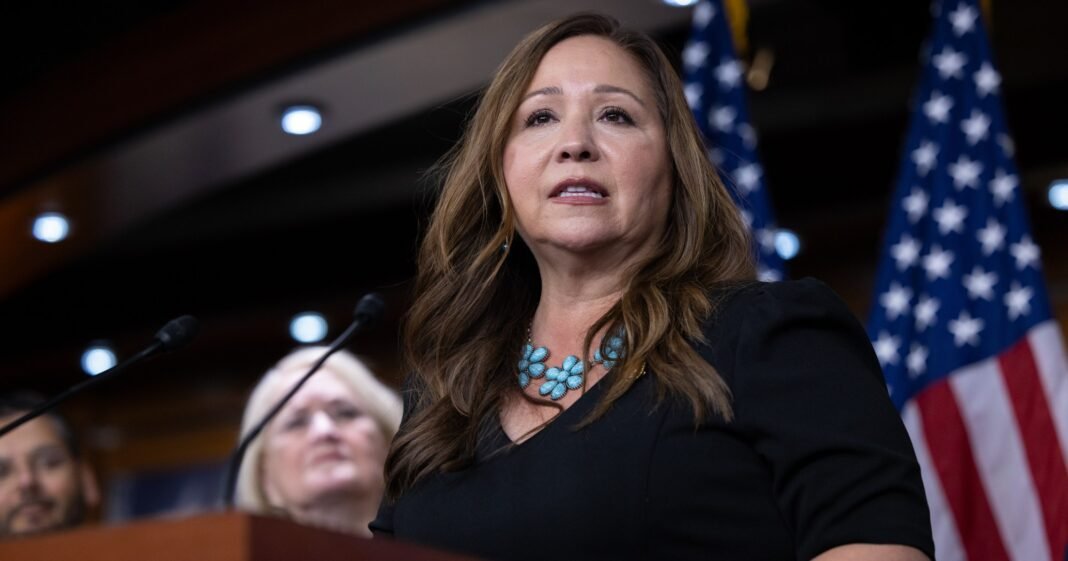 arizona-lawmaker-proposes-more-federal-support-for-english-fluency-services arizona-lawmaker-proposes-more-federal-support-for-english-fluency-services