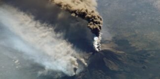 catania-airport-closed-for-third-day-due-to-etna’s-ash