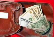 trump-cuts-fuel-economy-standards-back-to-2014-levels