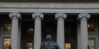 bond-markets-aren’t-buying-the-inflation-is-tamed-fairy-tale