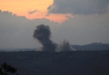 israel-continues-attacks-on-southern-lebanon-with-airstrikes,-home-explosions,-artillery-fire