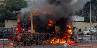 Students and police clash as France struggles to quell school protests students-and-police-clash-as-france-struggles-to-quell-school-protests