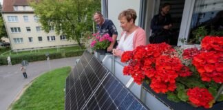 California just made it legal to turn balconies into tiny power plants california-just-made-it-legal-to-turn-balconies-into-tiny-power-plants