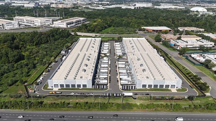 amazon’s-$1b-plan-to-combat-data-center-backlash-draws-more-backlash