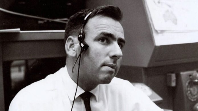 milt-windler,-nasa-flight-director-who-helped-save-apollo-13,-dies-at-94