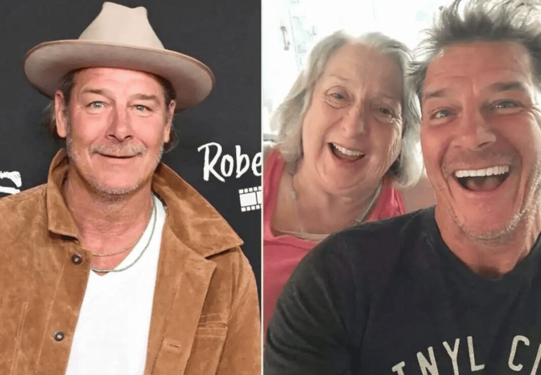 beloved-tv-star-reveals-he’s-living-with-his-mom beloved-tv-star-reveals-he’s-living-with-his-mom
