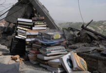 Lebanese Use Books as a Form of ‘Cultural Resistance’ lebanese-use-books-as-a-form-of-‘cultural-resistance’