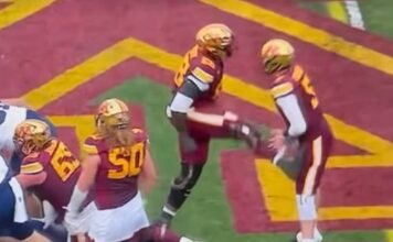 football-player-kicks-his-own-quarterback-in-groin-(video)