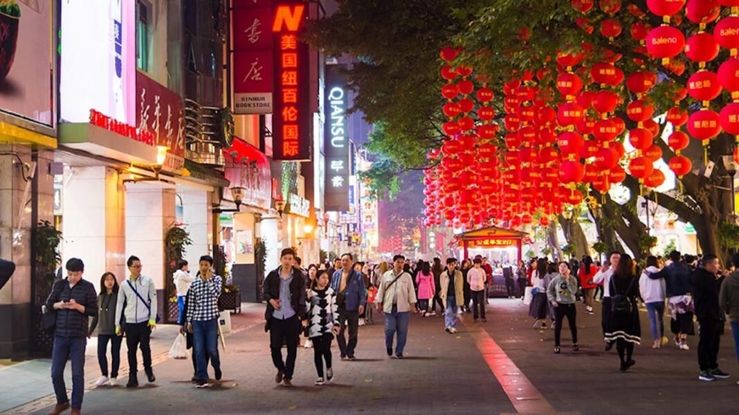 us-enshittification-vs-chinese-involution us-enshittification-vs-chinese-involution