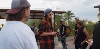 Homeless Shelters Around Phoenix Are Full. His Phone Is the Unofficial Hotline for Struggling Families. homeless-shelters-around-phoenix-are-full-his-phone-is-the-unofficial-hotline-for-struggling-families.