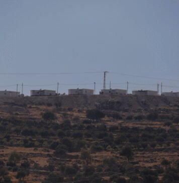 Israeli banks fear new sanctions over West Bank settlement financing: Report israeli-banks-fear-new-sanctions-over-west-bank-settlement-financing:-report