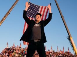 Review: 4-hour Musk documentary feels like two different films review:-4-hour-musk-documentary-feels-like-two-different-films