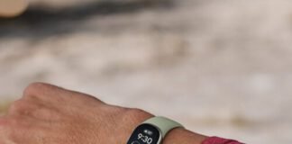 google-announces-the-fitbit-edge,-a-middle-ground-between-pixel-watch-5-and-fitbit-air