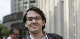martin-shkreli-livestreamed-himself-violating-lifetime-pharma-ban,-ftc-says