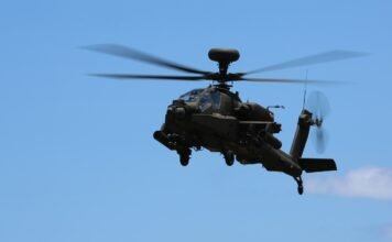 Israel Signs Deal to Buy 12 Advanced Apache Helicopters From US israel-signs-deal-to-buy-12-advanced-apache-helicopters-from-us