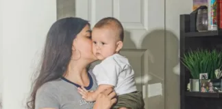 Mother Sues ICE Contractor for Jailing Her and Her Baby in a Hotel Room mother-sues-ice-contractor-for-jailing-her-and-her-baby-in-a-hotel-room