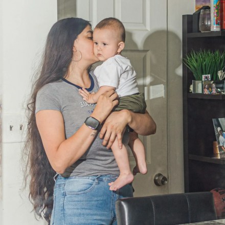 mother-sues-ice-contractor-for-jailing-her-and-her-baby-in-a-hotel-room