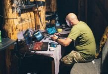 risks-could-be-catastrophic-if-us-limits-starlink-use-in-ukraine