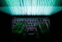 israeli-firm-weaponized-digital-ad-network-for-spyware-attacks,-research-shows