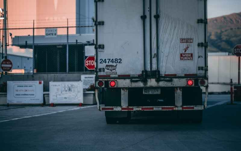 diesel-above-2.16-euros-drives-truckers-and-farmers-to-protest-in-sicily,-calabria diesel-above-2.16-euros-drives-truckers-and-farmers-to-protest-in-sicily,-calabria