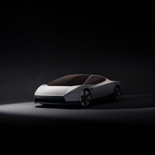 tesla-turns-to-50-year-old-stunt-technology-as-it-tries-to-roadster-again