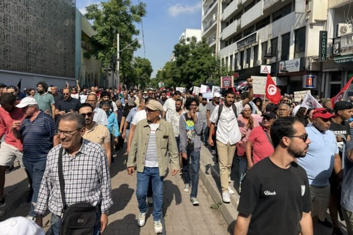 thousands-rally-in-tunis-against-president-saied