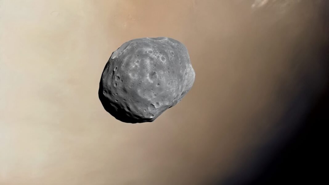 japan-launches-mission-to-bring-home-a-piece-of-the-martian-moon-phobos japan-launches-mission-to-bring-home-a-piece-of-the-martian-moon-phobos