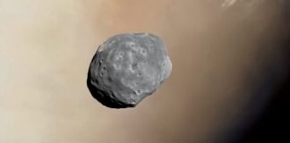 japan-launches-mission-to-bring-home-a-piece-of-the-martian-moon-phobos