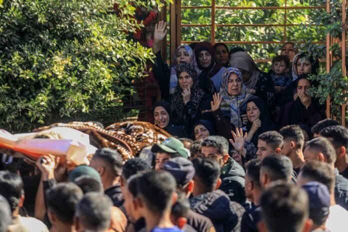 israeli-attacks-kill-6-palestinians,-including-2-children,-in-gaza-despite-ceasefire