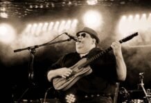Beloved Musician Dies Suddenly at 53 While on Tour beloved-musician-dies-suddenly-at-53-while-on-tour