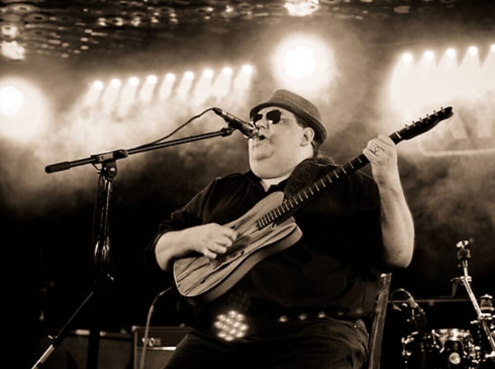beloved-musician-dies-suddenly-at-53-while-on-tour beloved-musician-dies-suddenly-at-53-while-on-tour