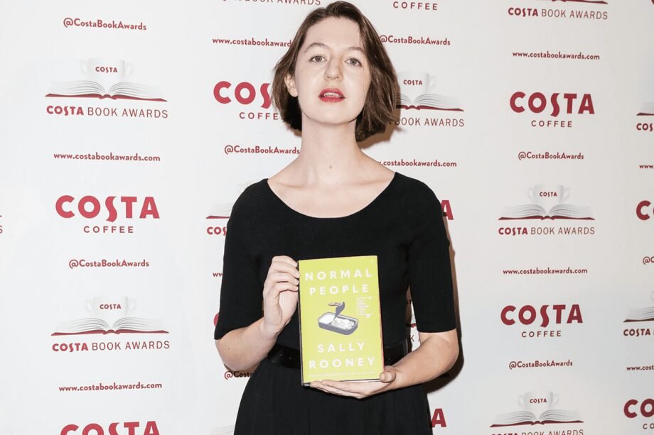 hundreds-sign-letter-supporting-irish-author-sally-rooney,-faber-over-uk-restrictions hundreds-sign-letter-supporting-irish-author-sally-rooney,-faber-over-uk-restrictions