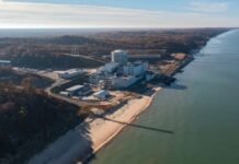 The reactor meant to showcase nuclear’s comeback keeps hitting problems the-reactor-meant-to-showcase-nuclear’s-comeback-keeps-hitting-problems
