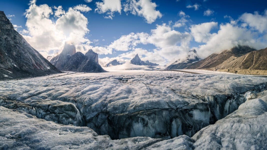 ice-sheet-expansion-may-have-started-2,000-years-ago,-but-we-canceled-that ice-sheet-expansion-may-have-started-2,000-years-ago,-but-we-canceled-that