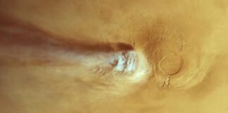 a-1,000-mile-cloud-on-mars-may-reveal-physics-never-seen-in-nature