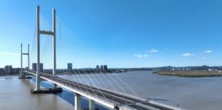 Two new bridges show China and Russia competing for North Korea two-new-bridges-show-china-and-russia-competing-for-north-korea