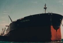 Oil up over 1% as Saudi Arabian refinery attack reignites supply risk concerns oil-up-over-1%-as-saudi-arabian-refinery-attack-reignites-supply-risk-concerns