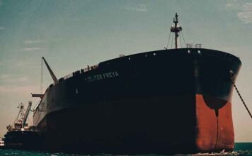 oil-up-over-1%-as-saudi-arabian-refinery-attack-reignites-supply-risk-concerns