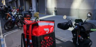 basically-no-one-is-using-ai-agents-for-their-doordash-orders
